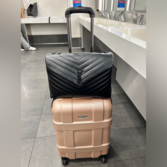 Black Large Loulou YSL Shoulder Bag in Quilted Leather - Picture 14 of 14